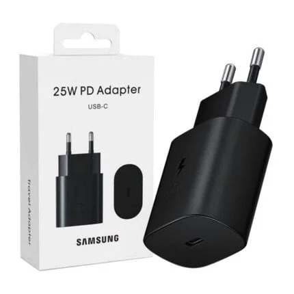 Siyah 25W PD USB-C Adaptörü