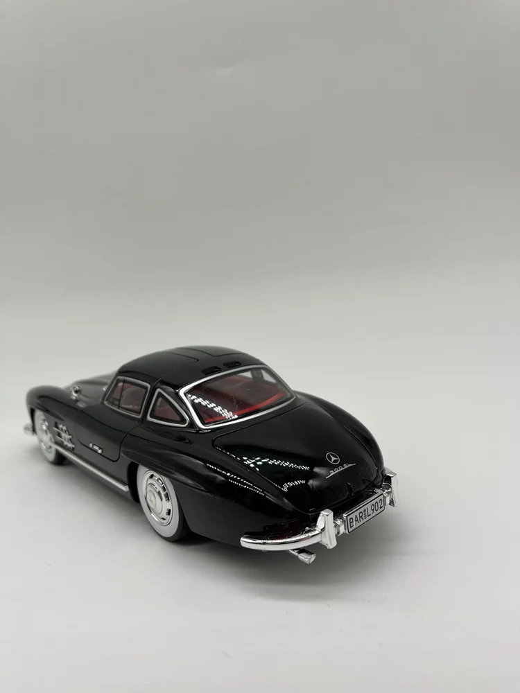 Oyuncak araba Mercedes Benz 300SL, metal, siyah, 12 yaş - 2